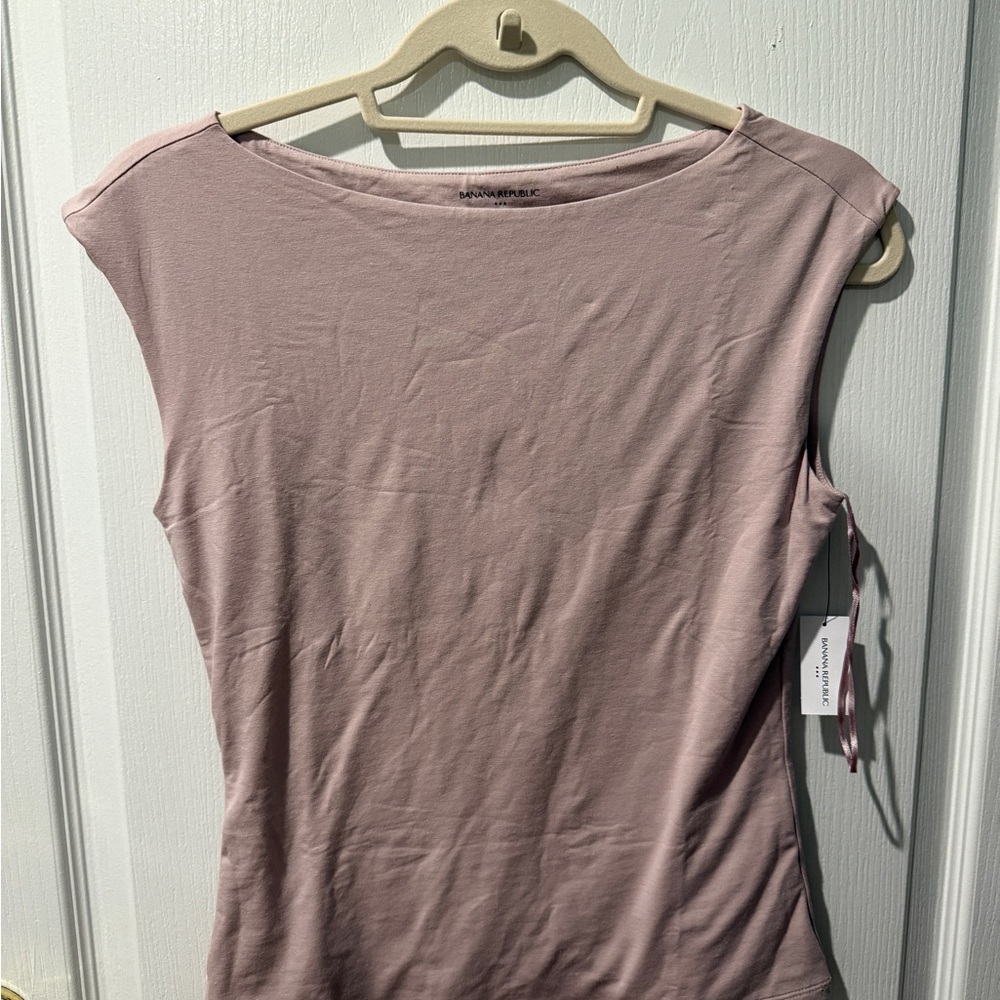 NWT Banana Republic Mauve Short Sleeve Top